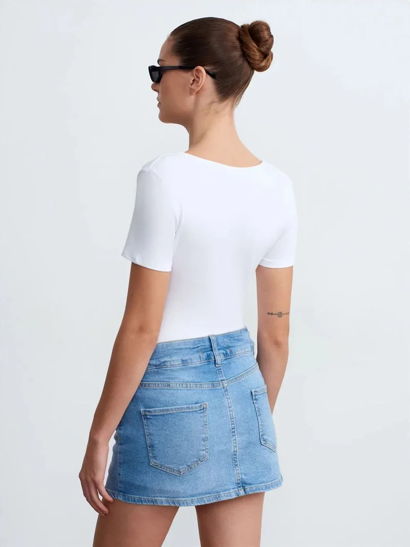 ديلفين Dilvin High-Waist Denim Mini Skirt With Belt