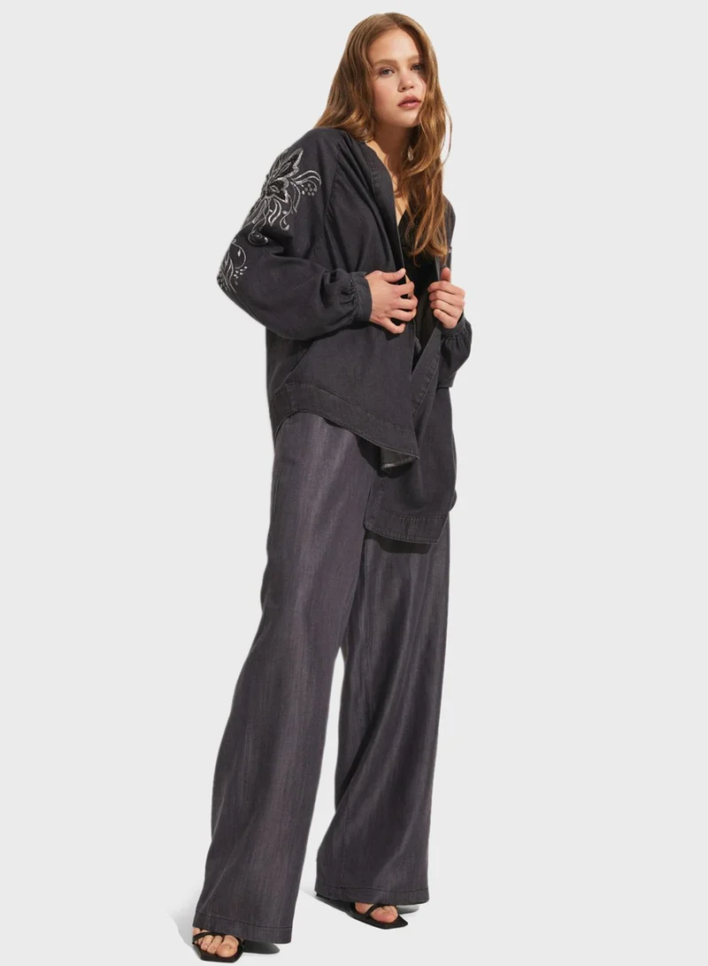 JUNE Embroidered Balloon Sleeve Kimono