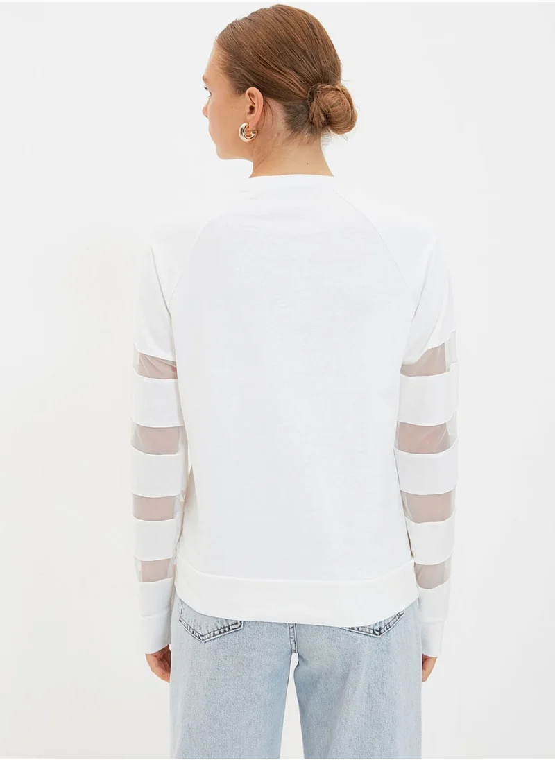 trendyol Tulle Detail Round Neck Sweatshirt