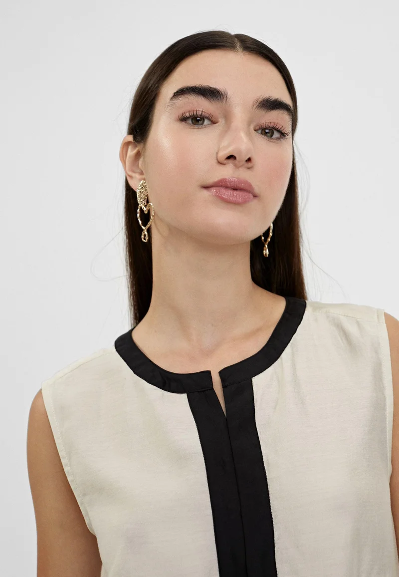 Lola Casademunt Two-tone top with vents