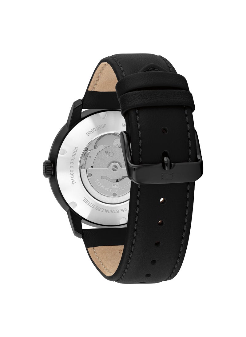 TOMMY HILFIGER - TOMMY HILFIGER ROUND ANALOG MEN'S BLACK CASE WATCH - 1710659 - Image 1