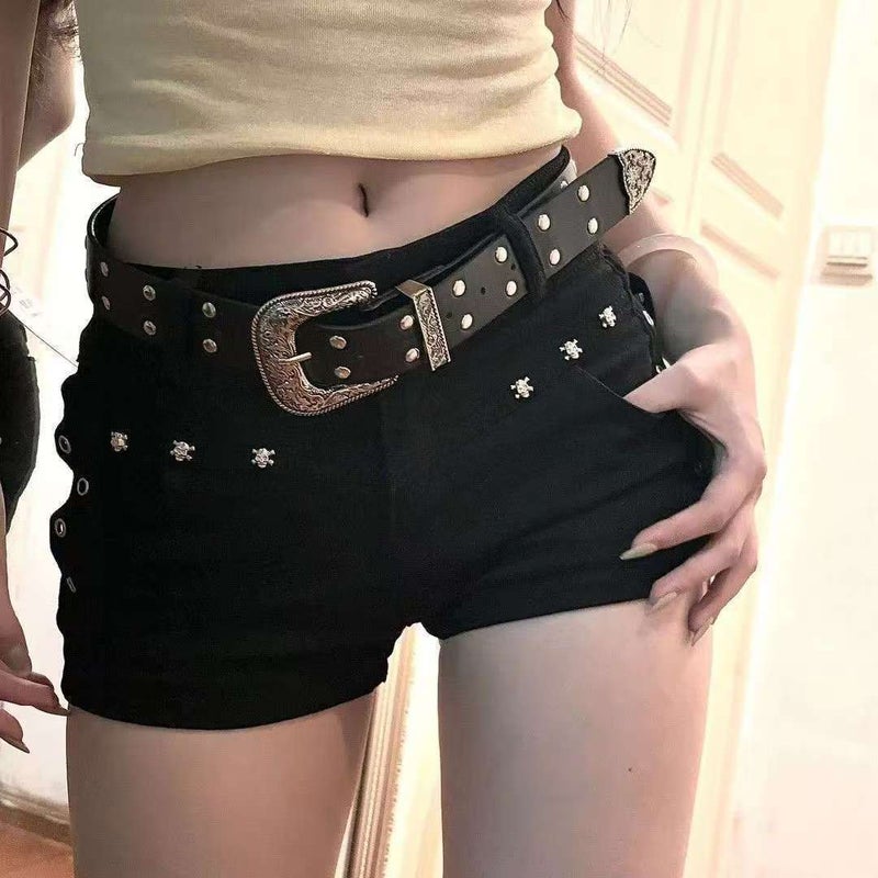 Women's Black Low-Rise Straight Short Jeans with Rivets - Image 3