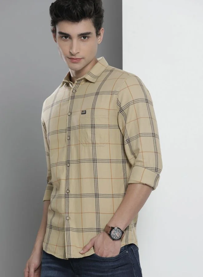 The Indian Garage Co Men Slim Fit Checkered Full Sleeves Spread Collar Casual Shirt