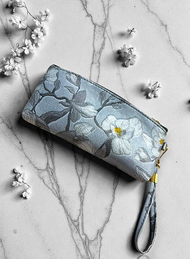 Clearo Elegant Zip Wallet for Women - Blue Floral Print with Wrist Strap - Image 4