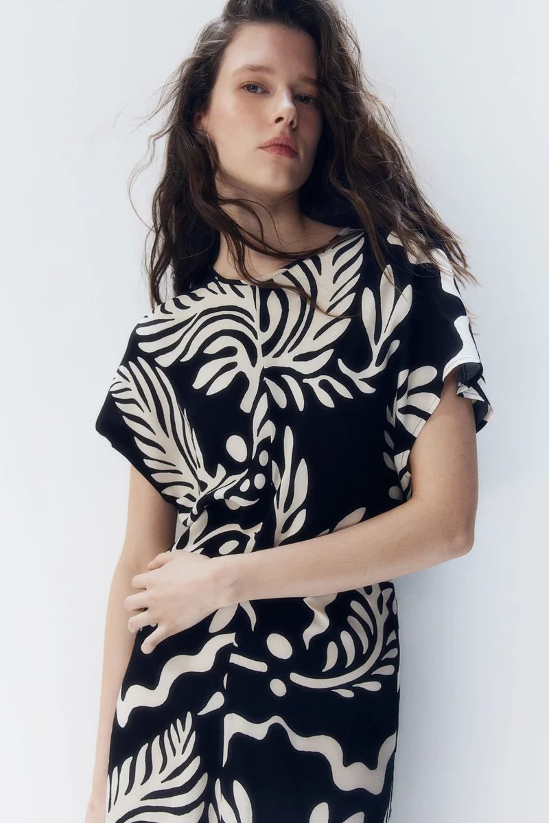 اتش اند ام Tapered-waist dress