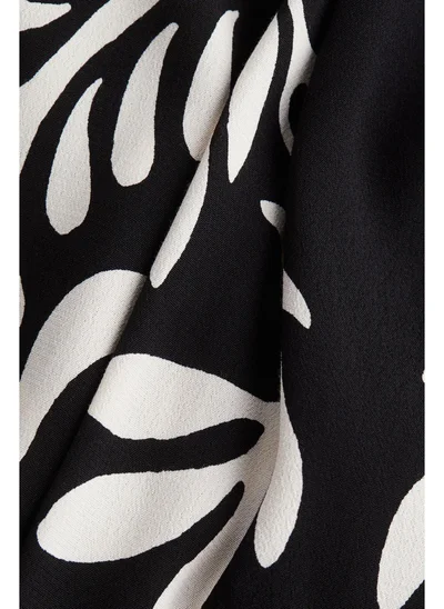 H&M Tapered-waist dress