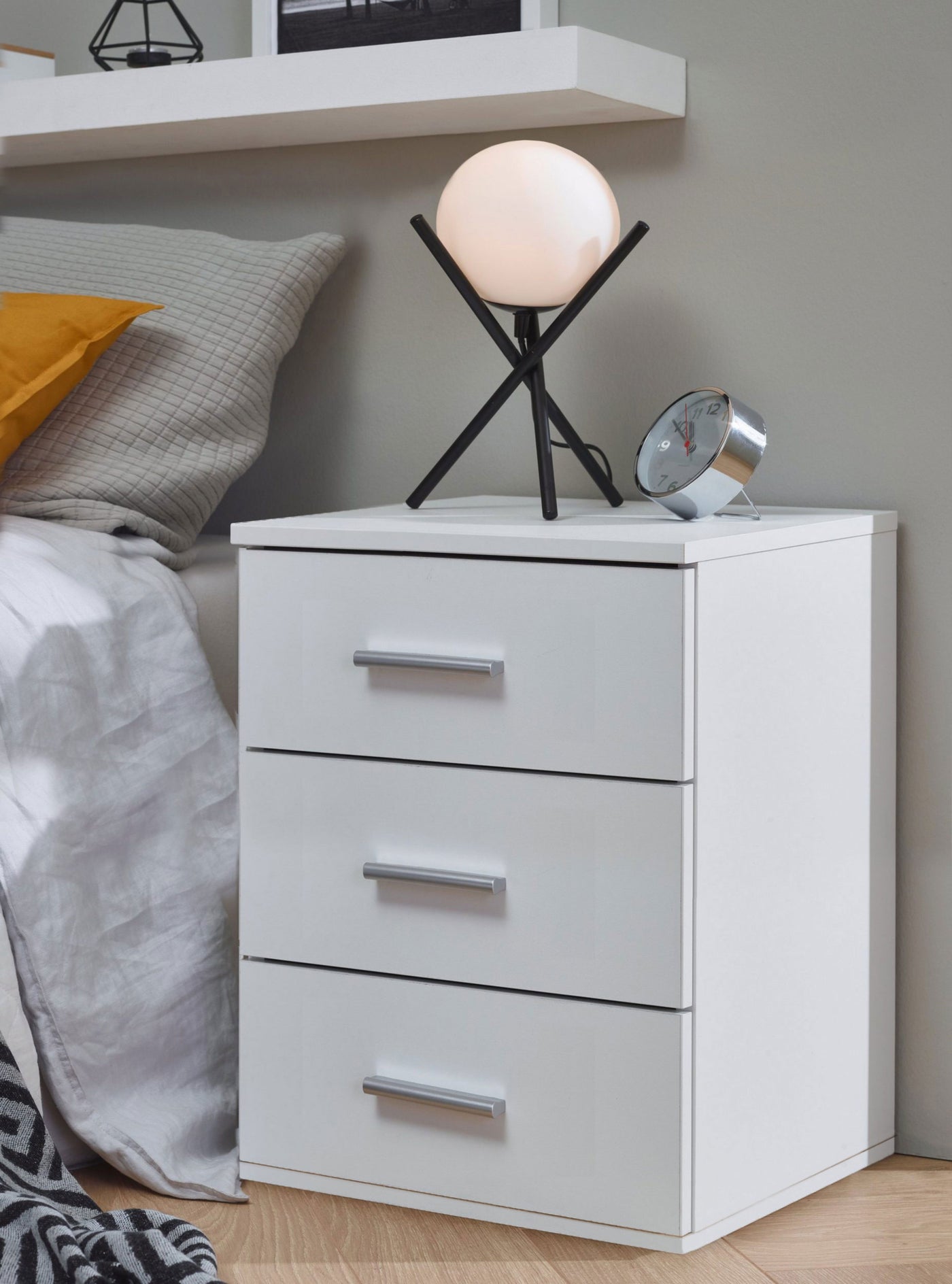 Modern MDF nightstand - Height 65 cm - Width 50 cm - Depth 36 cm, from Furniture Store.