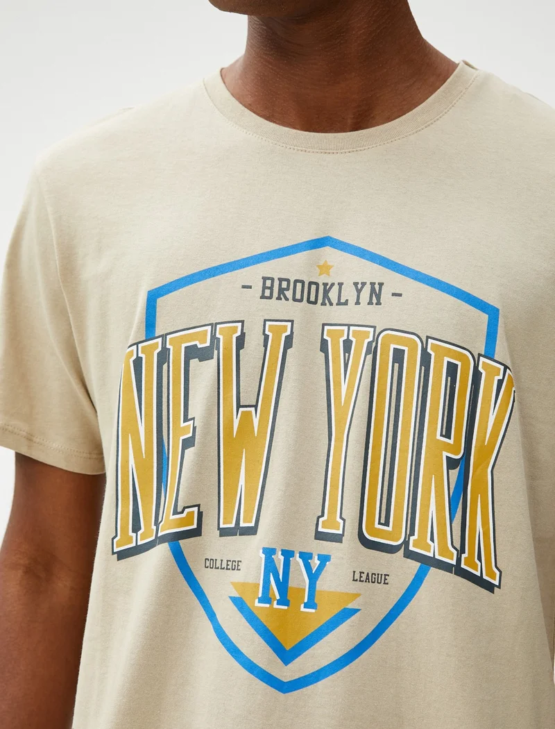 كوتون College T-Shirt Printed Short Sleeve Slim Fit Crew Neck