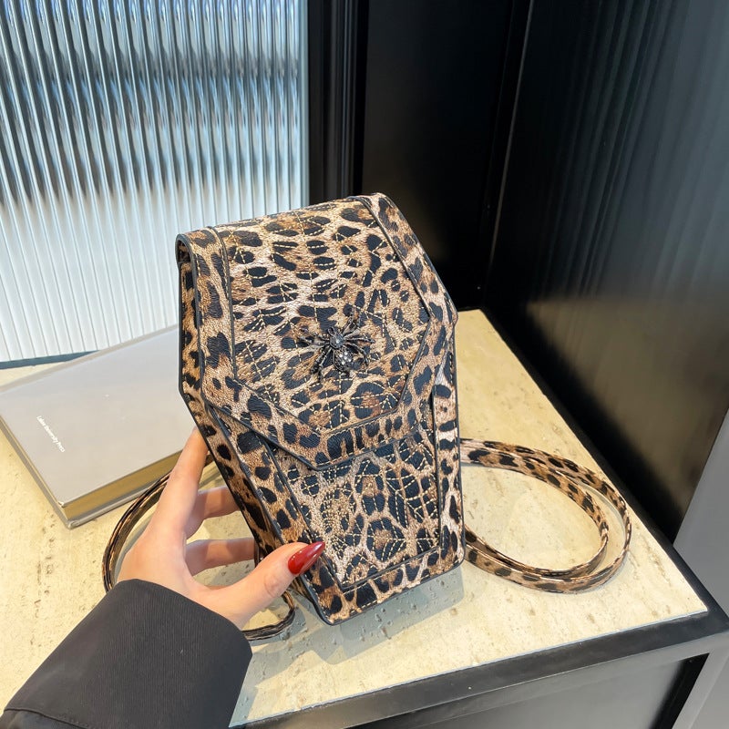 2024 High-End Mini Crossbody Bag New Girl Style Leopard Print Small Square Bag Mobile Phone Bag Women'S Bag - Image 2