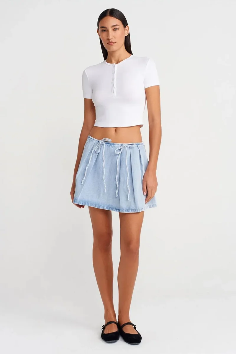 Dilvin White DILVIN Slim Fit Crop Blouse With Buttons for Women | Best Price UAE
