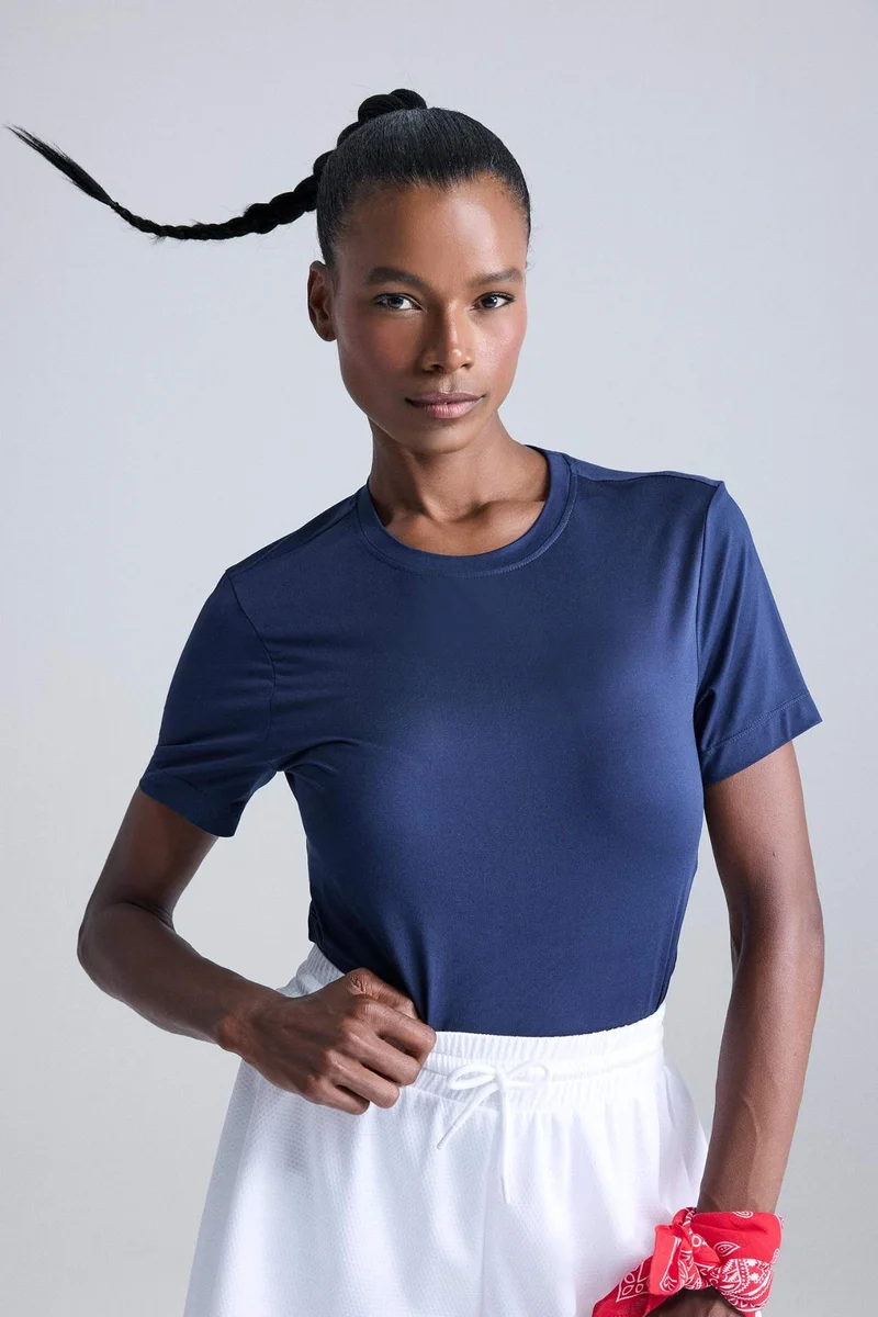 ديفاكتو DeFactoFit Standard Fit Crew Neck Basic Sports T-Shirt