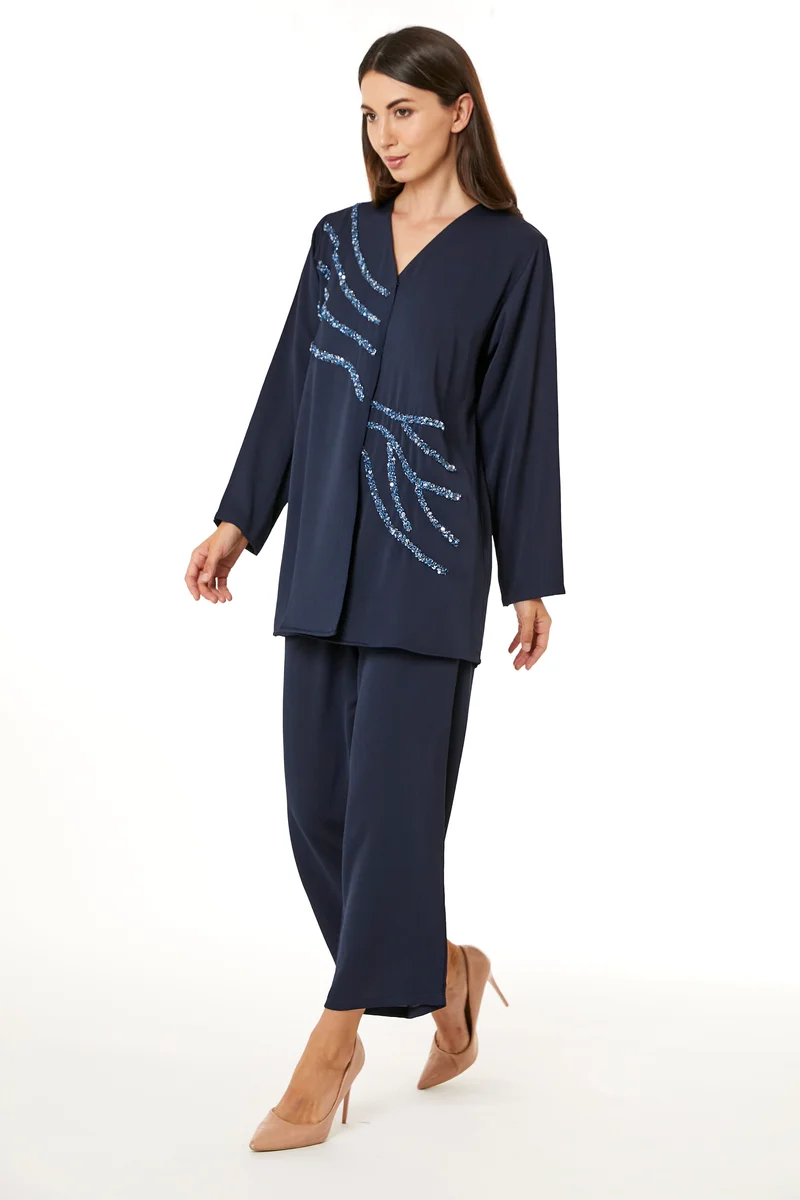 Moistreet V-Neck Top & Pant Set