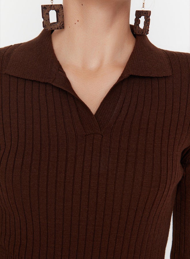 trendyol Brown Midi Knitwear Polo Neck Dress TWOAW22EL1376 - Image 4