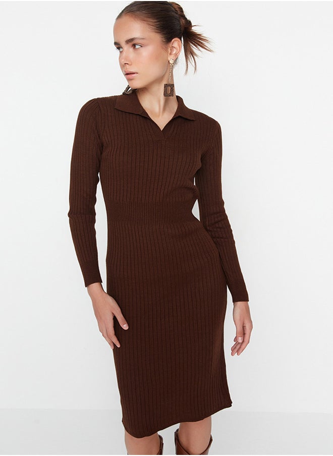 trendyol Brown Midi Knitwear Polo Neck Dress TWOAW22EL1376  - Image 2
