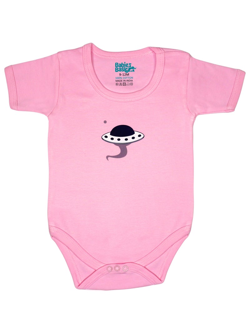 بابيز_بيسك بيبيز بيسك مجموعة هدايا مكونة من 5 قطع قطنية 100٪ للجنسين تشمل السالوبيت ، والرمبر ، والقفازات ، والقبعة ، والبيجامة/البذلة. - Image 3