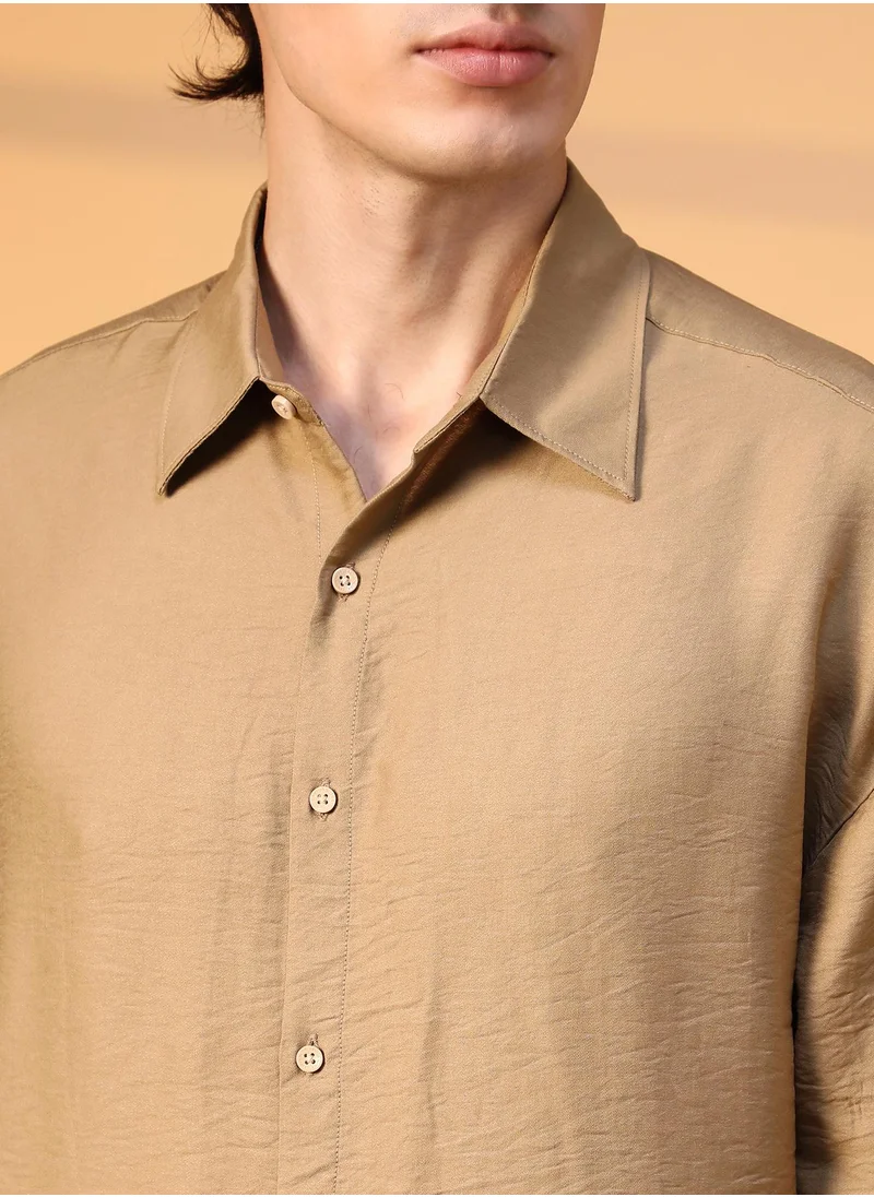 Campus Sutra Men's Camel Beige Breezy Wrinked Shirt