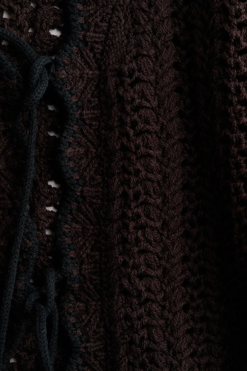 اتش اند ام بلوزة شاطئ بنمط كورشيه