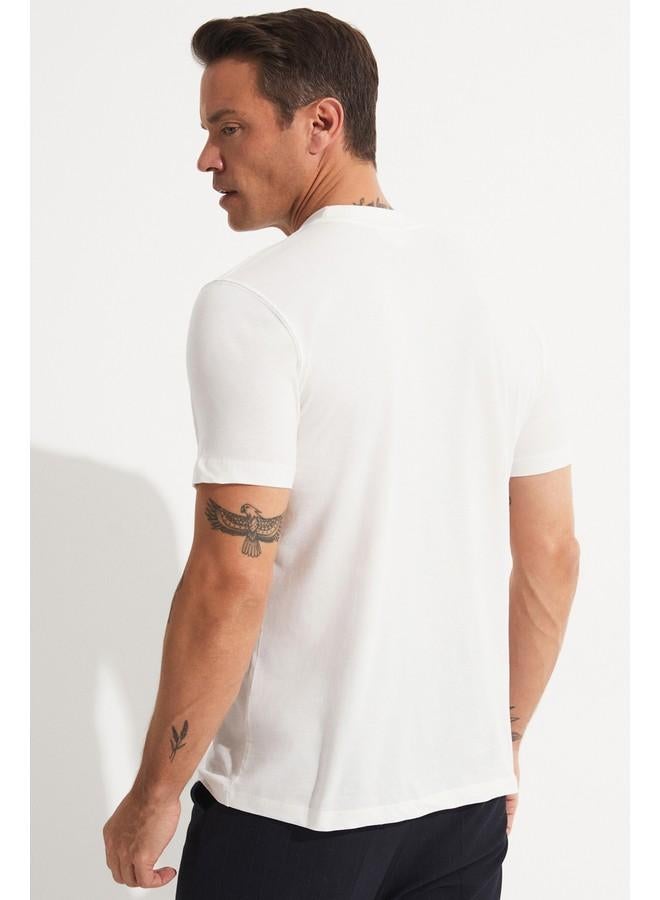 JUNE June Men Printed T-Shirt White  - Image 4