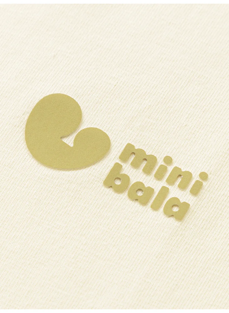 mini bala Unisex Kid Premium Soft Short - Sleeve T - Shirt, Breathable, Comfortable, Classic Crew Neck Design, Cute Logo Detail, Versatile for Daily Wear, Playdates Children's Casual Essential Top