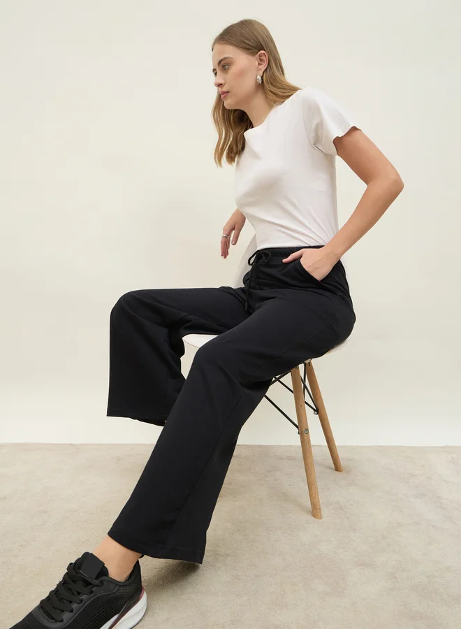 Styli Styli Solid Straight Leg Joggers with Drawstring