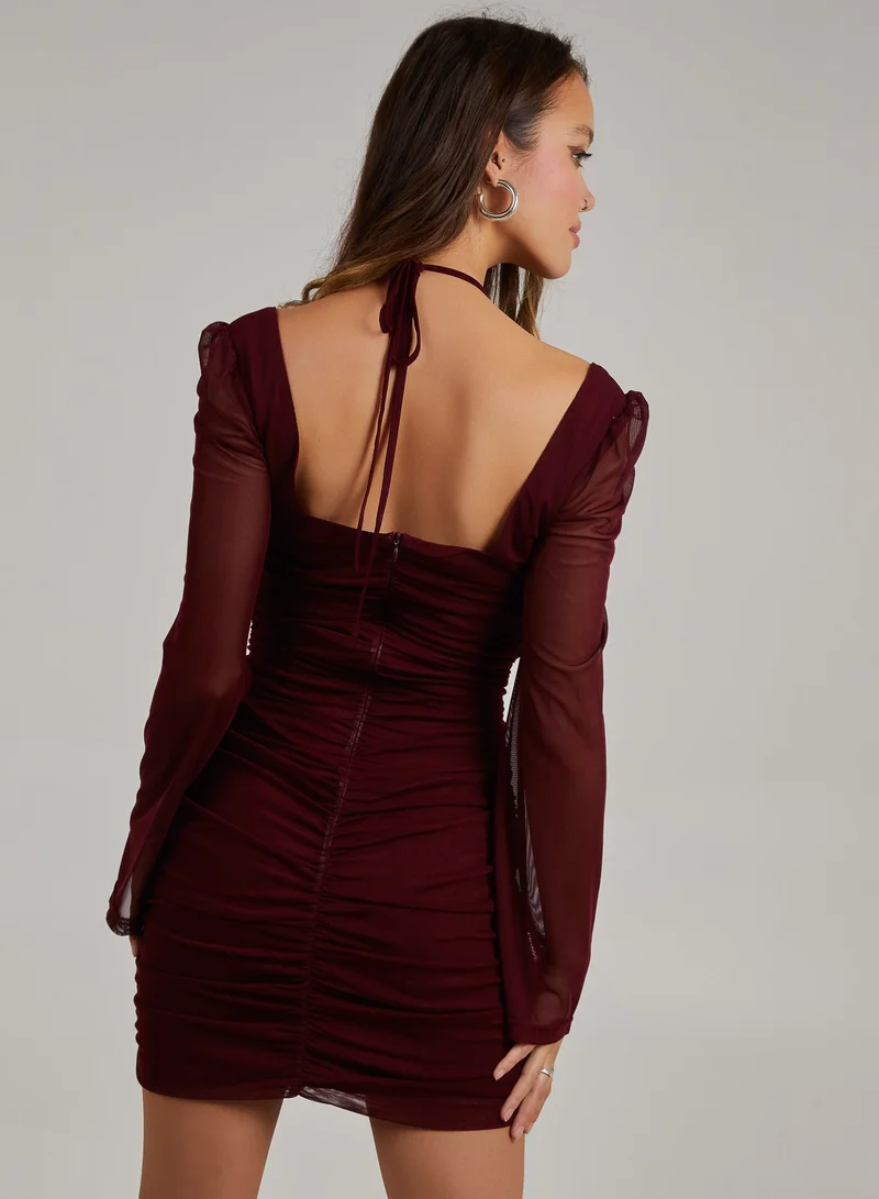 بينك فانيلا Halterneck Flared Sleeve Bodycon Dress