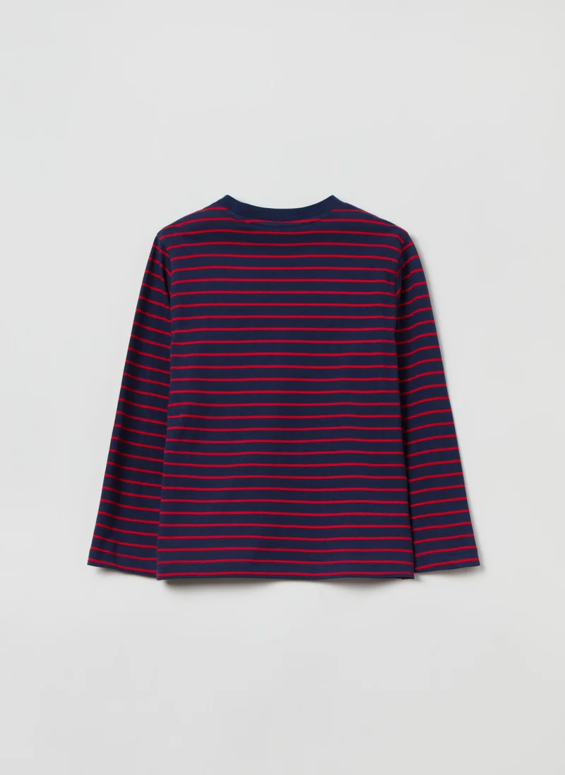 او في اس Long sleeved T-shirt with striped pattern