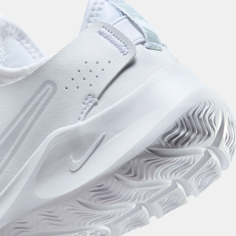 Nike Kids' Flex Runner 3 Shoes