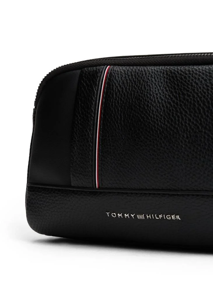 TOMMY JEANS CENTRAL Toiletry Bag