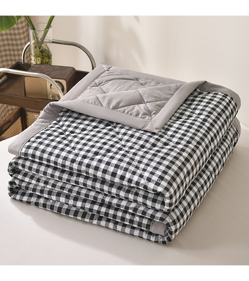 All Season Black Grid Check Bedspread With Soundwave Embossed Pattern Machine Washable Cooling Comforter For Twin Full Queen King Beds Home Hotel Dorm Guest Rooms 59.06 By 78.74 Inches - Image 5