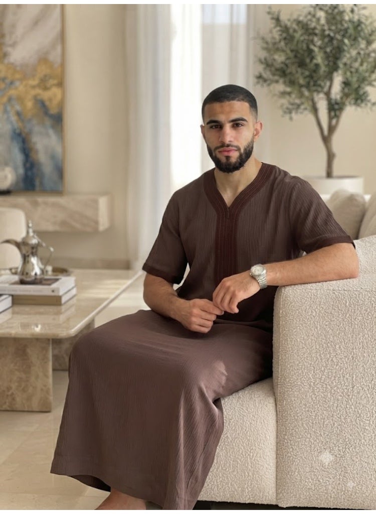 AMYAE Brown Emirati Kandura for Men | Traditional Arabic Thobe | UAE Gulf Kandora | Elegant Islamic Men’s Clothing for Eid, Friday Prayer & Special Occasions | Free Size - Image 4