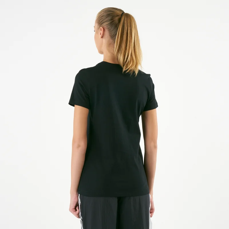 نايكي Women's Sportswear Essential T-Shirt