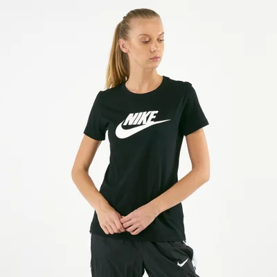 Nike Women's Sportswear Essential T-Shirt