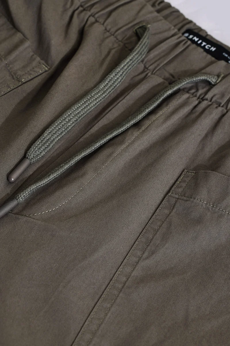 SNITCH Green Solid Loose Fit Streetwear Cargo