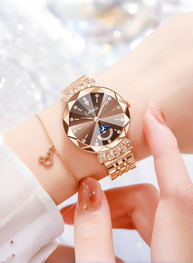 Elegant Women's Watch with Celestial Moon & Star Design and Modern Bracelet - Image 1