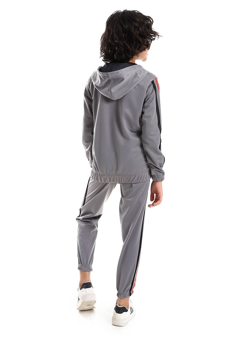 Caesar - Boys Training Suit With Pockets And Lined Design. - Image 1