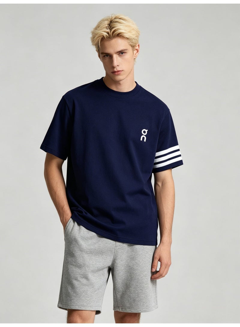 اون راننج On Running Men’s Navy Crew Neck Short Sleeve T-Shirt with White Logo & Three White Sleeve Stripes - Image 4