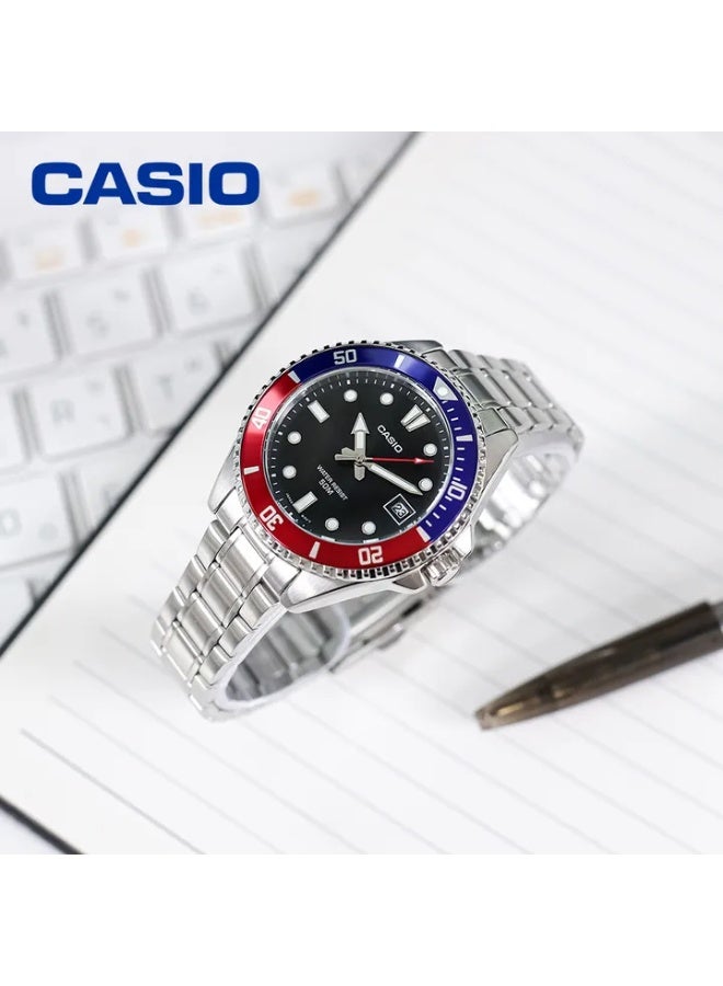 كاسيو ساعة كاسيو MDV-10D-1A3VDF رجالية ستانلس ستيل – قرص أسود، حافة بألوان الأحمر والأزرق، مقاومة للماء 100 متر - Image 4