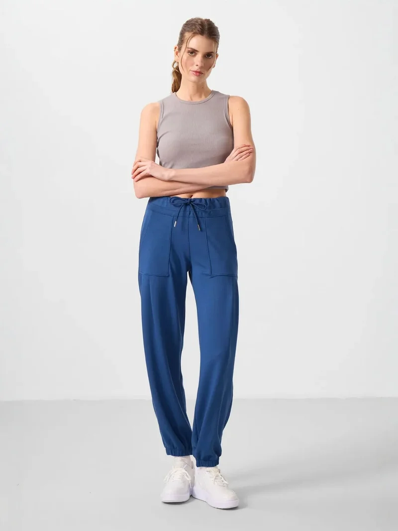 TOMMYLIFE TOMMY Mid Waist Crepe Relaxed Pants with Pocket