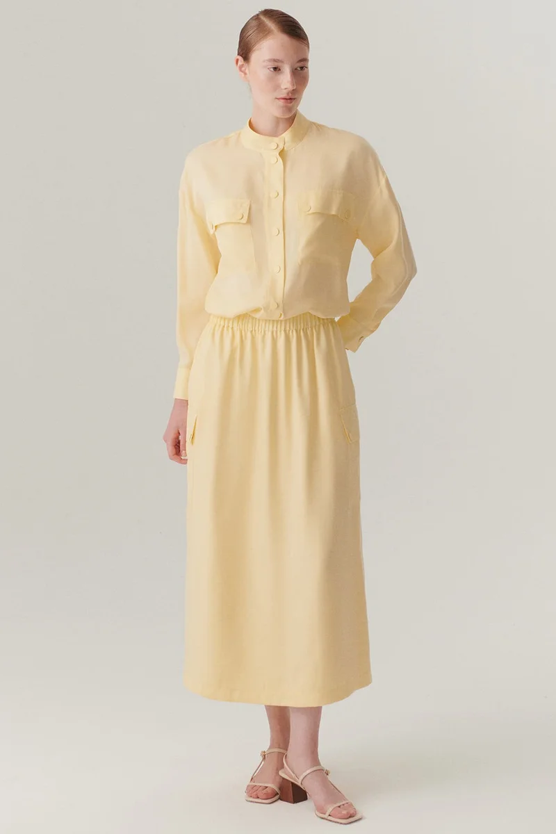 EXQUISE Yellow Midi Skirt with Elastic Waistband and Pocket Details (Lyocell)