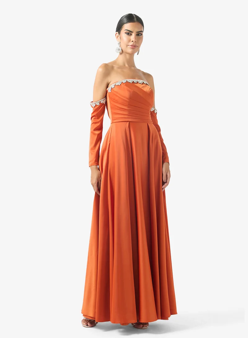 Akadia Fashion pleated bust free sleeves dress
