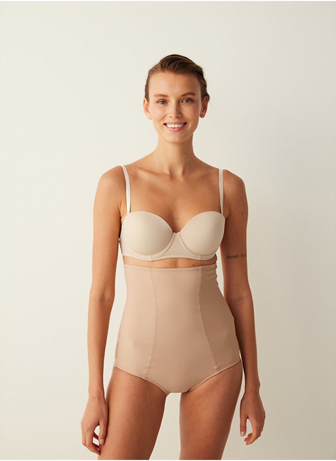 Premium Slip Corset - pzsku/Z2756ECE762AE6805401CZ/45/_/1732616439/c1679aab-2f3d-4cf4-8da3-9306977b4772