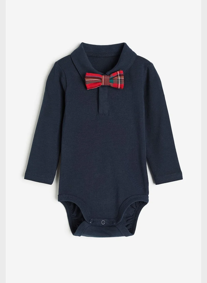 H&M Infant Essential Bodysuit With Bow Tie