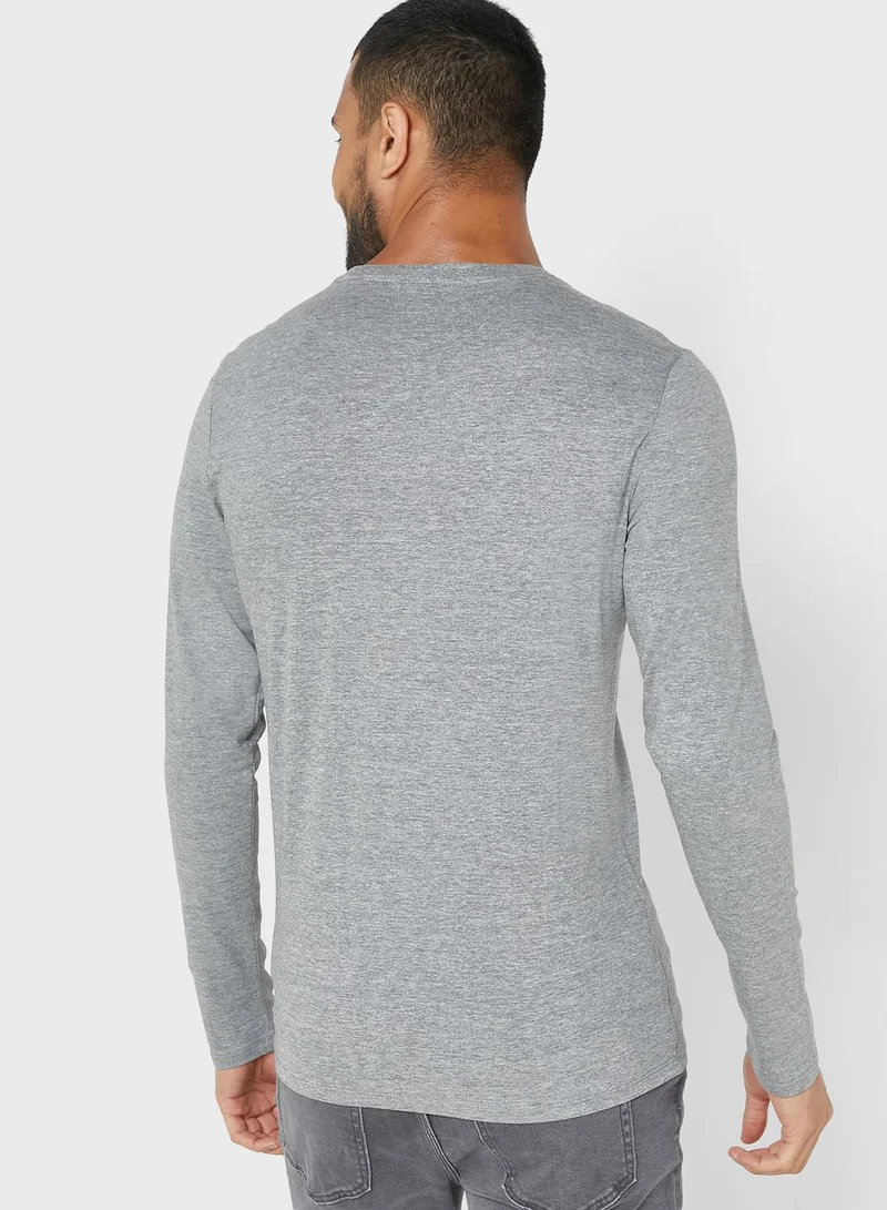 GUESS Logo Printed T-Shirt