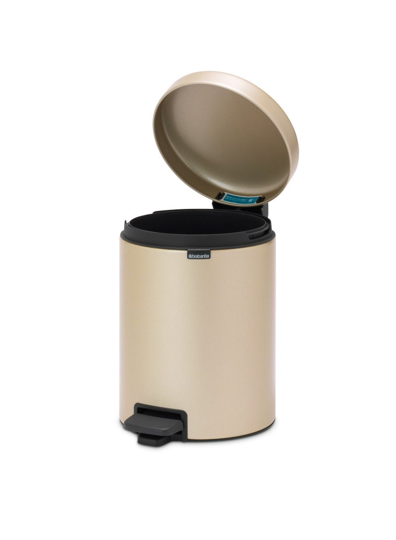 brabantia سلة مهملات بدواسة نيو أيكون بغطاء ناعم بسعة 5 لترات مع دلو داخلي بلاستيكي - Image 2