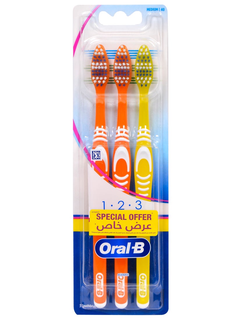 Oral-B Oral-B 123 Classic care medium 3toothbrush 2+1free, Multicolor  - Image 1