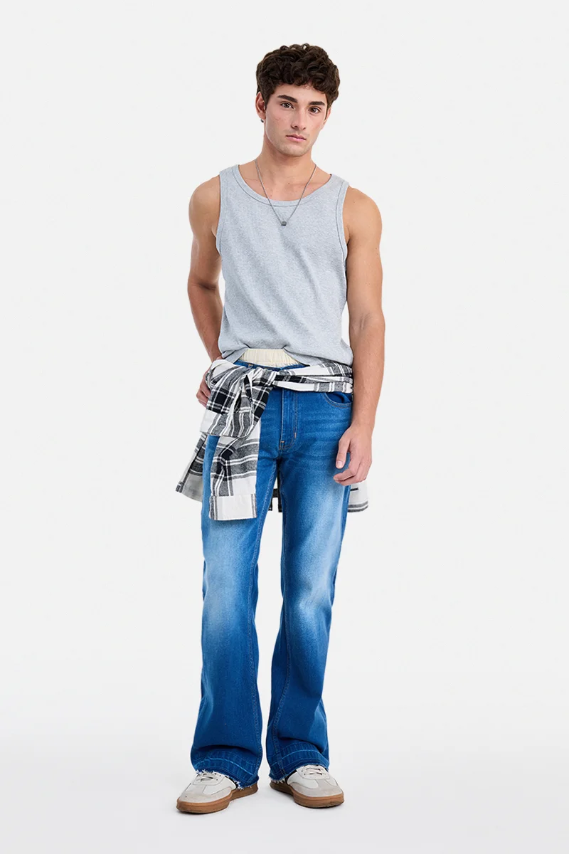 SNITCH Light Blue Solid Flared Fit Streetwear Jeans