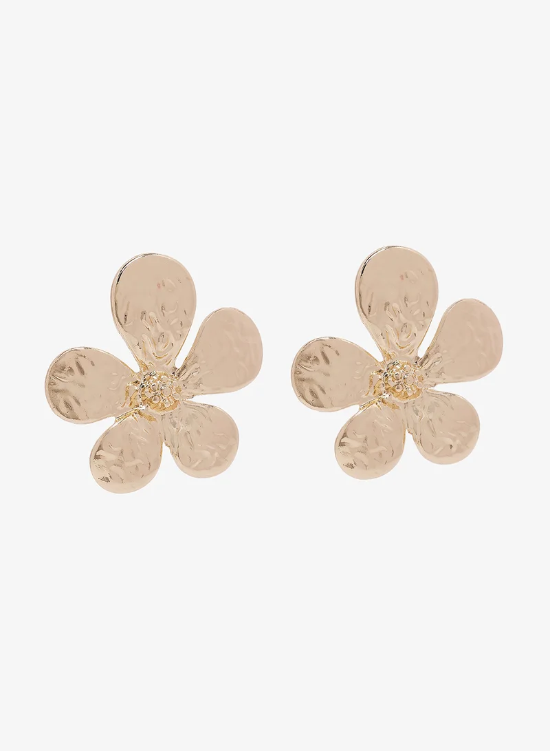 جينجر Floral Shaped Gold Earrings