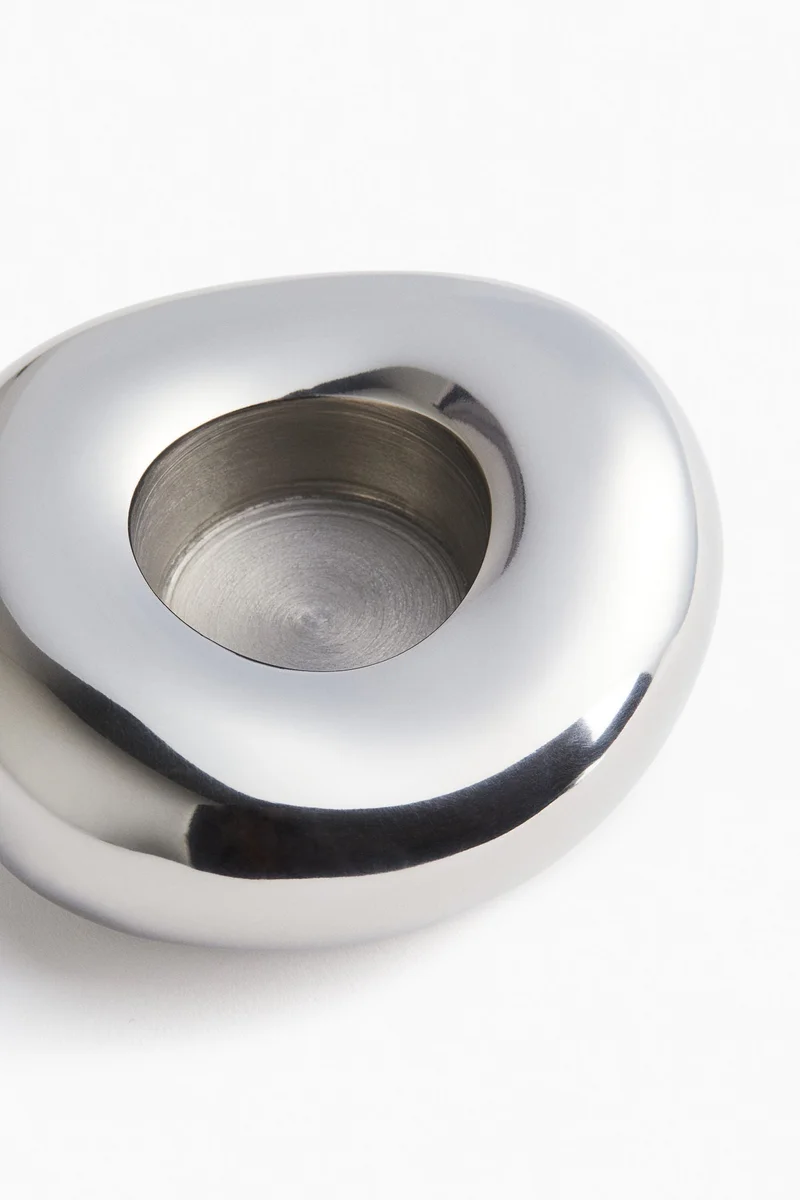 اتش اند ام حامل شموع صغيرة معدني