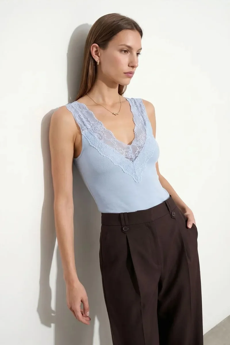 Dilvin Baby Blue DILVIN Fitted Sleeveless Lace Blouse for Women | Best Price UAE