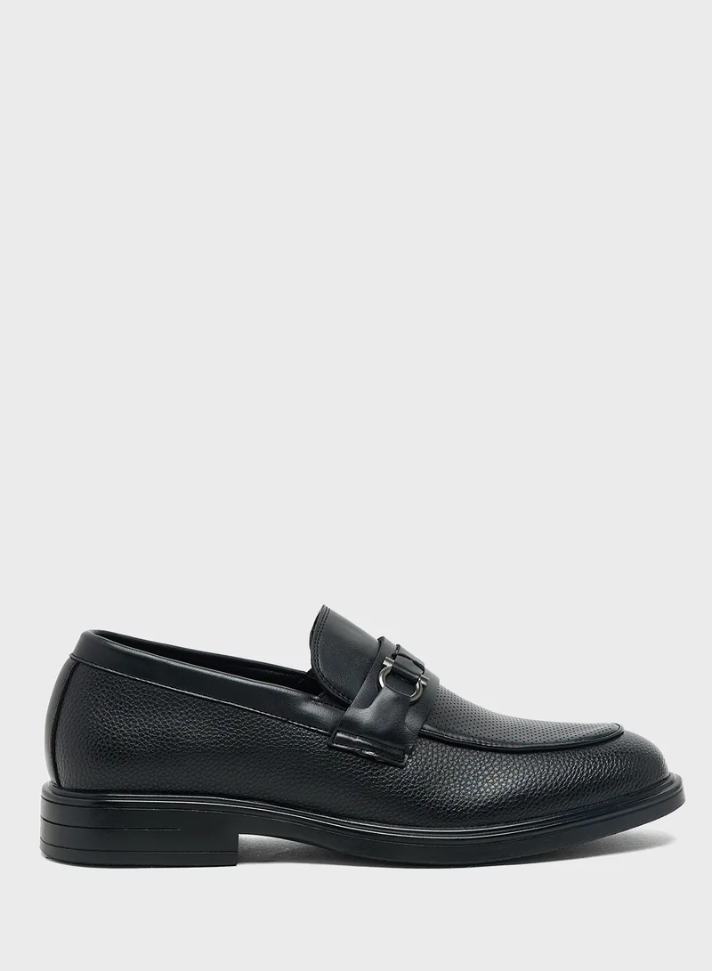 Robert Wood Trim Detail Classic Formal Sjip Ons